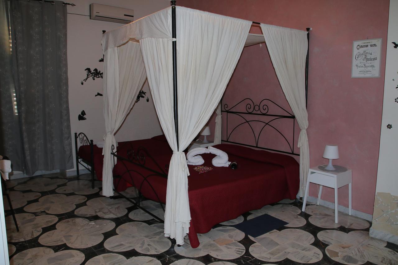 B&B Mascagni คาตาเนีย ภายนอก รูปภาพ